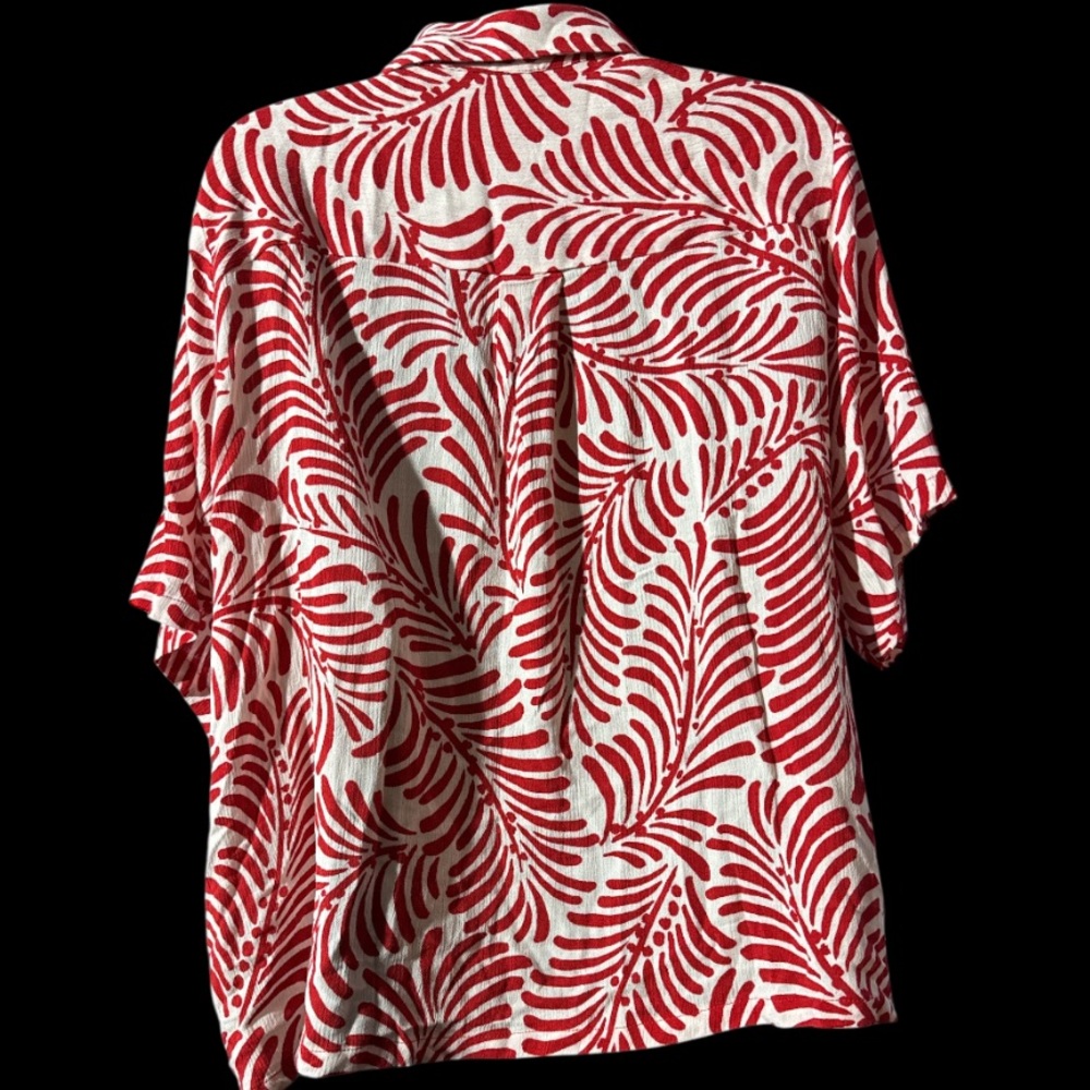 H&M Red and White Patterned Button Down Shirt - Picture 2 of 12